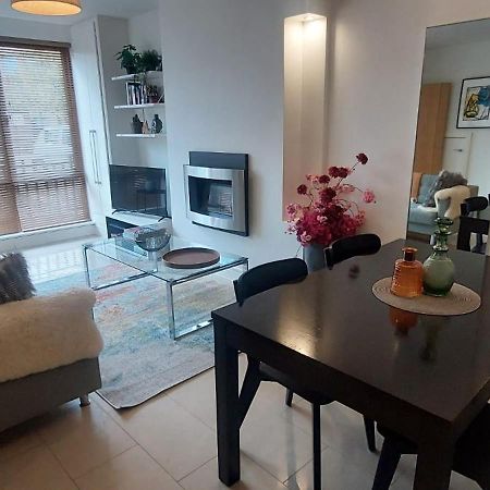 Elegantly Refurbed 2Bd In Shankill - 3Km From Bray 더블린 외부 사진