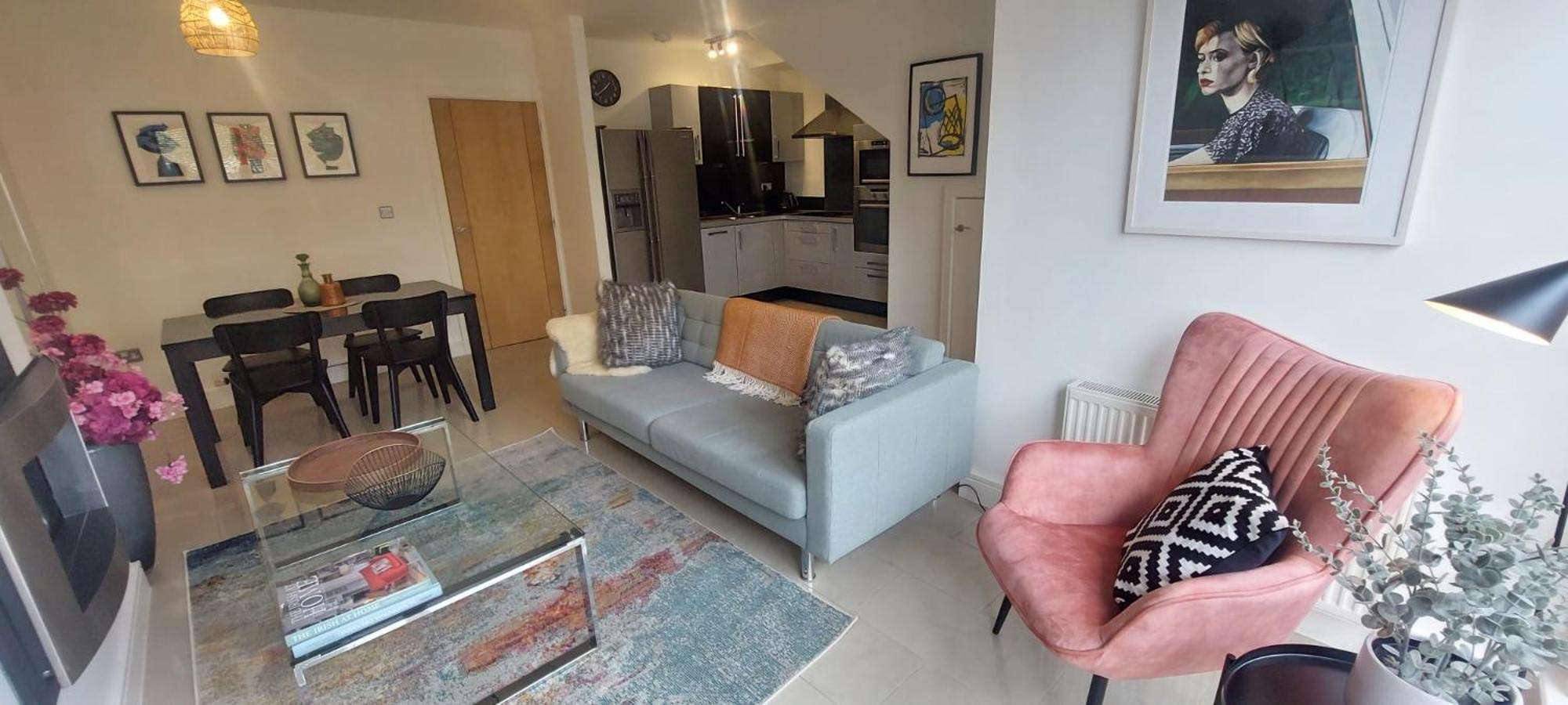 Elegantly Refurbed 2Bd In Shankill - 3Km From Bray 더블린 외부 사진